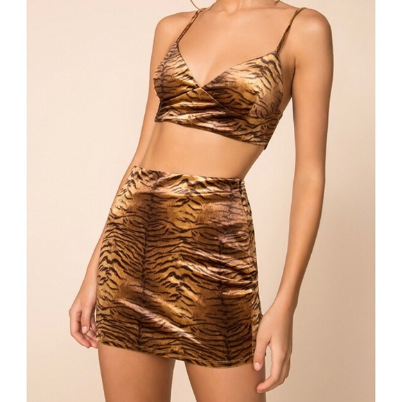 NWT- Sold Out- superdown Cole Cami Set- Small - Picture 1 of 5